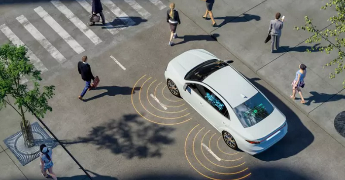 Автомобиль с радарными датчиками для систем ADAS