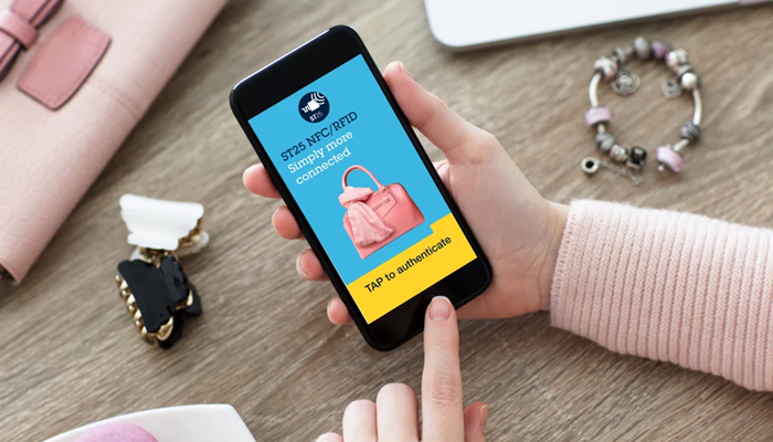 Считывание NFC/RFID-метки Identiv смартфоном для проверки подлинности изделия