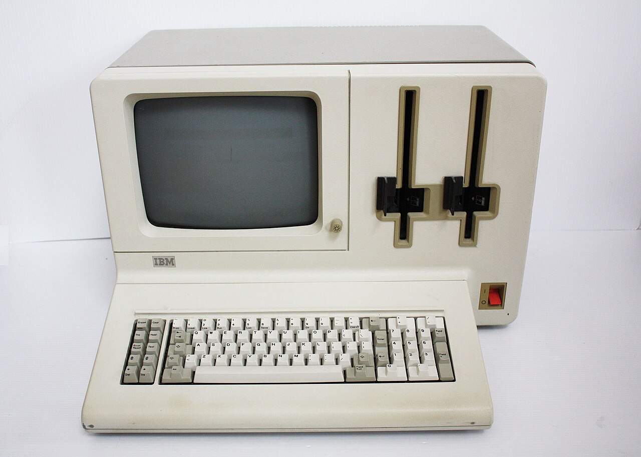 IBM System/23 Datamaster исполнилось 45 лет